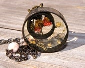 Double Loop Wildflower Resin Pendant Necklace