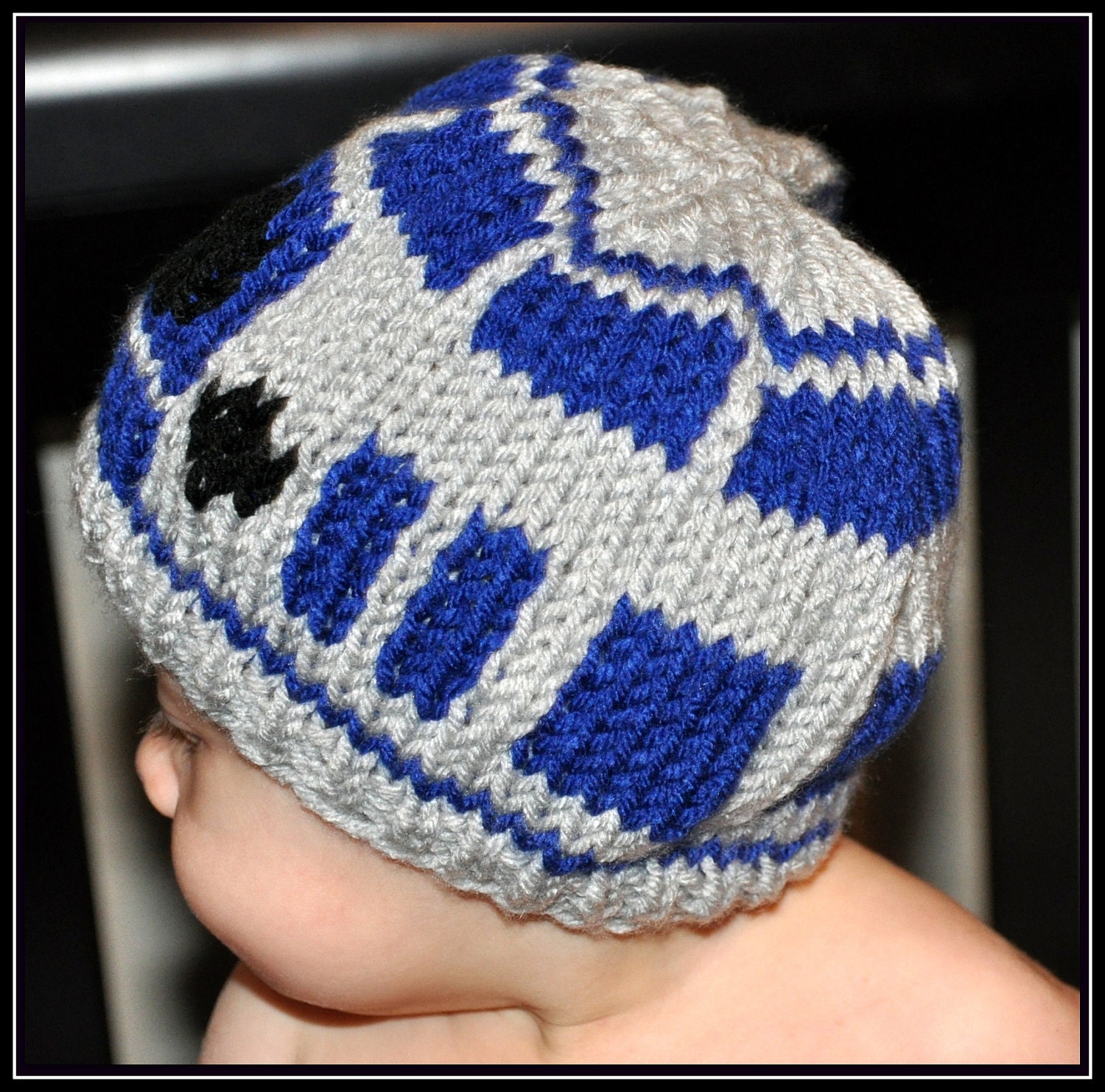 Knit Star Wars R2D2 Inspired Hat -- Newborn, Infant, Toddler -- Baby Clothing -- Sci-Fi Geek -- Handmade, Unisex, Washable