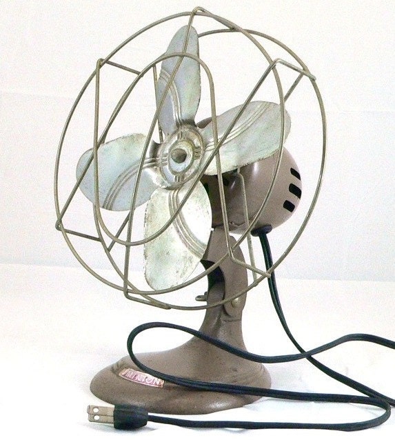 ON SALE Vintage Desk Fan, Vintage Electric Dominion Fan, 1940s Tan Desk Fan, Electric Fan, Dominion Fan