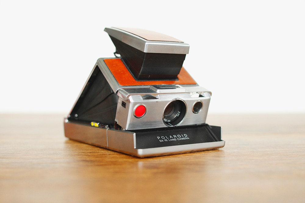 Polaroid SX-70 Land Camera with Case