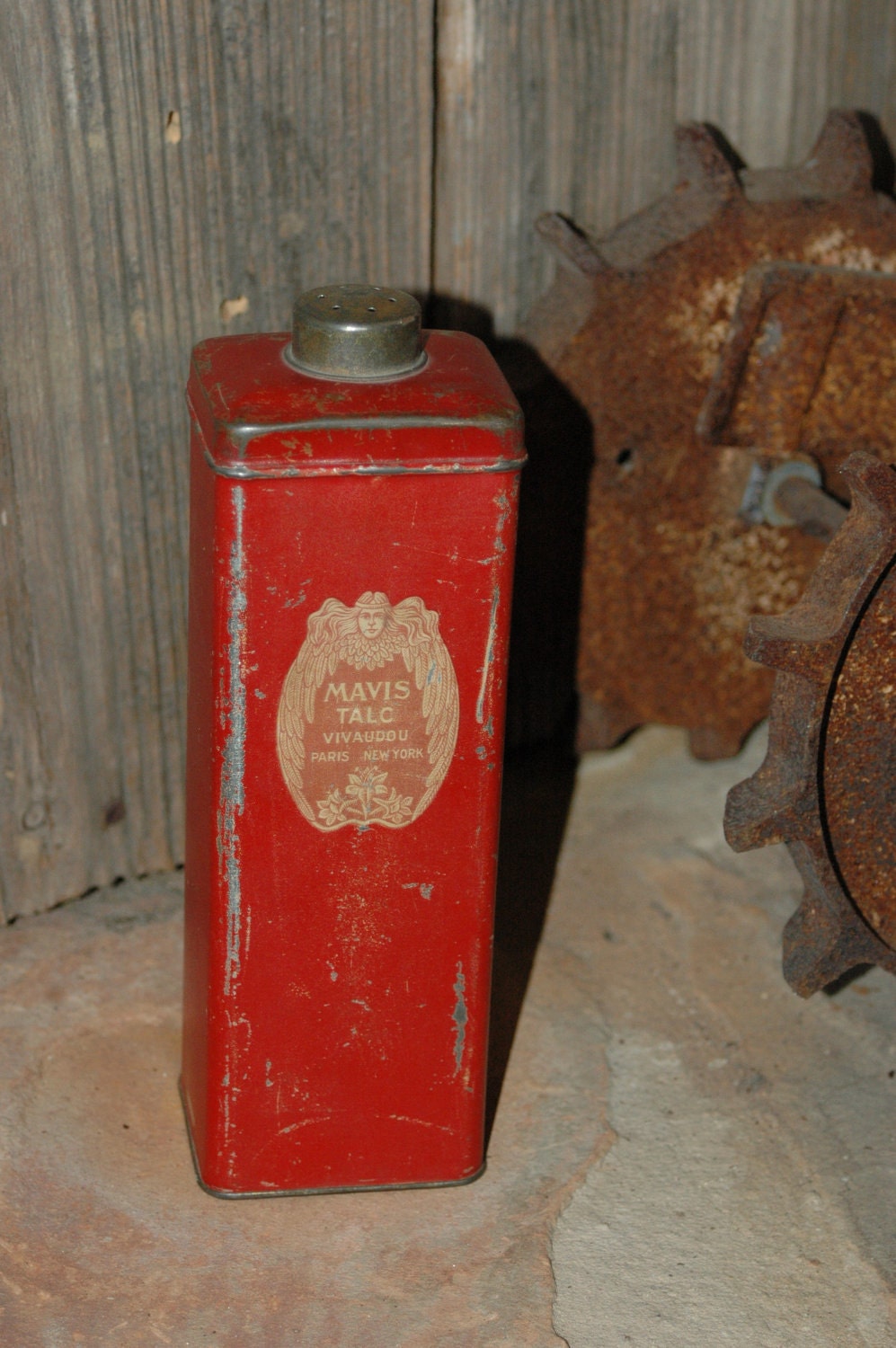 Vintage Mavis Talc Powder Tin Vivaudou Paris
