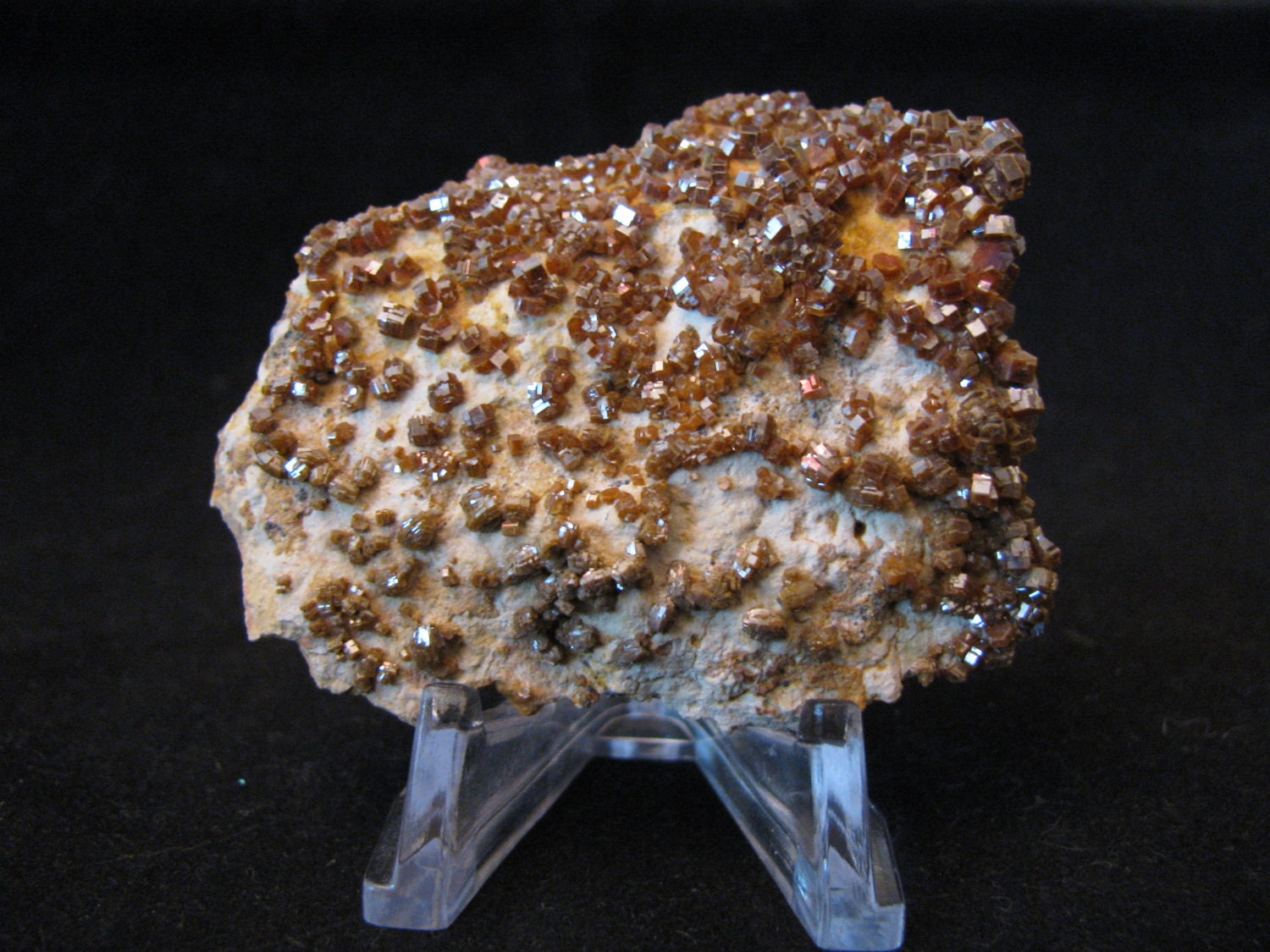 Vanadinite, Mibladen Mines, near Midelt, Morocco
