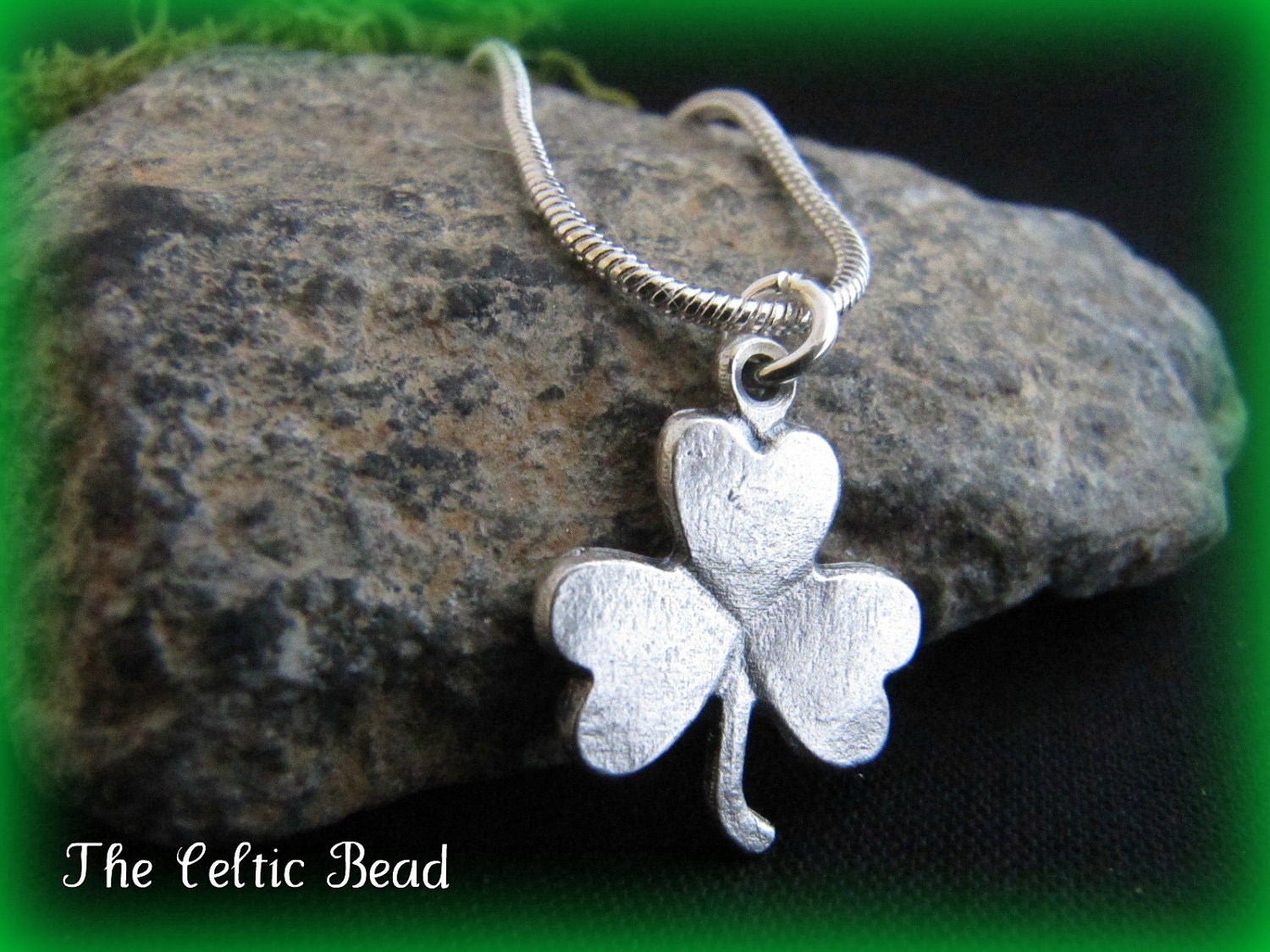 Lovely Silver Celtic Irish Shamrock Necklace - TheCelticBead