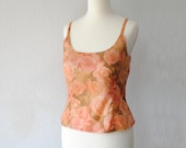 Rose Print Top -Scoop neck -Spaghetti Straps -Medium Small -90s Vintage -Peach pink tank