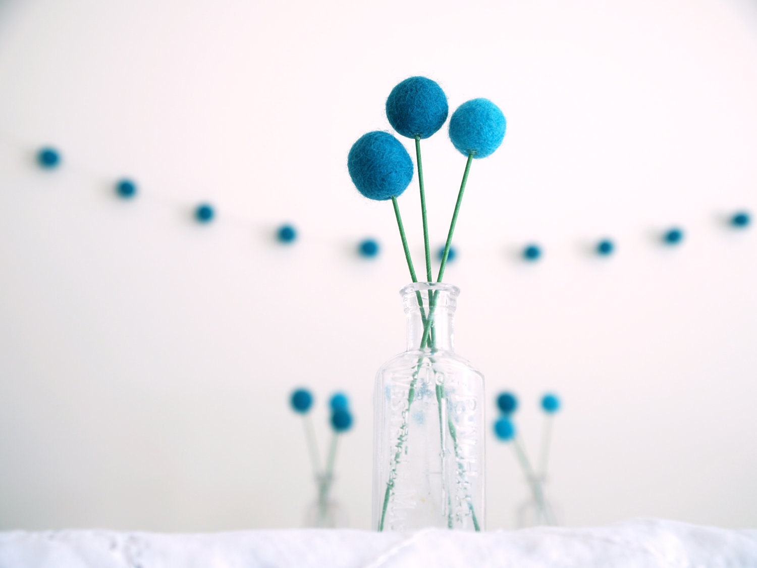 Beach Wedding Table Decorations, 20 Nautical Blue Craspedia Flowers, Needle Felted Billy Button Flowers, Felt Flowers, Ocean Sea