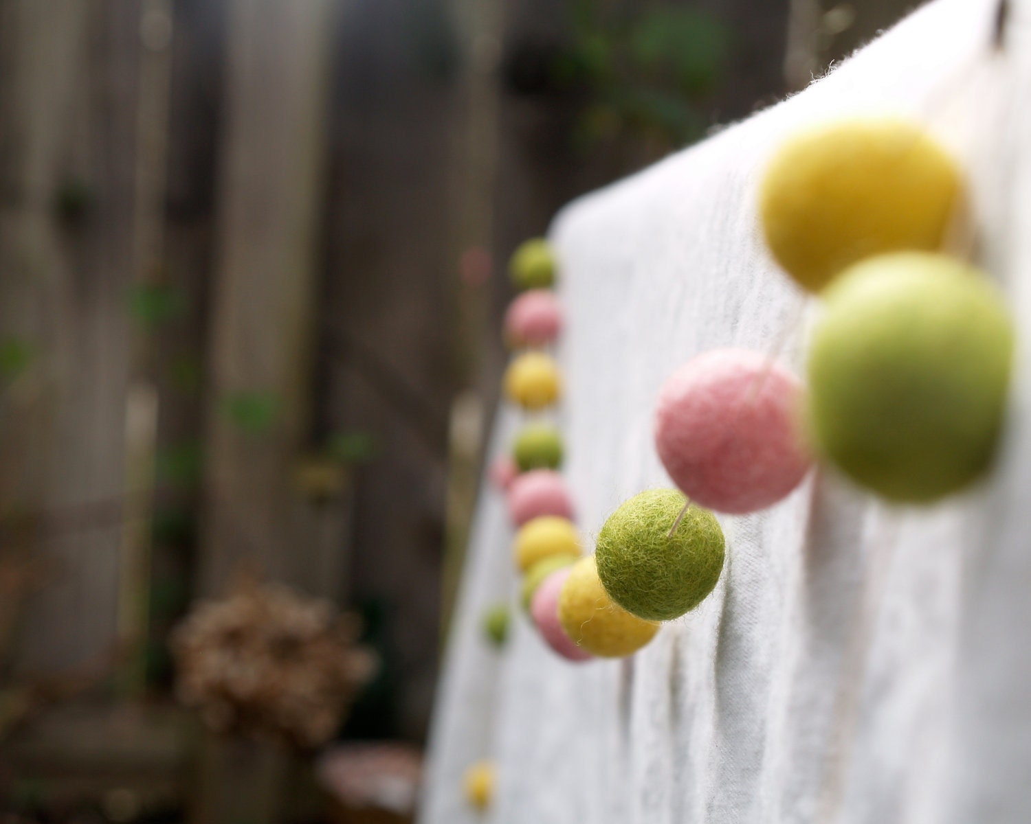Felt Wedding Garland Decoration Decorating Spring Romantic Country Bohemian Bride Pastel Pink Yellow green banner Barn Cake Table Photo Prop