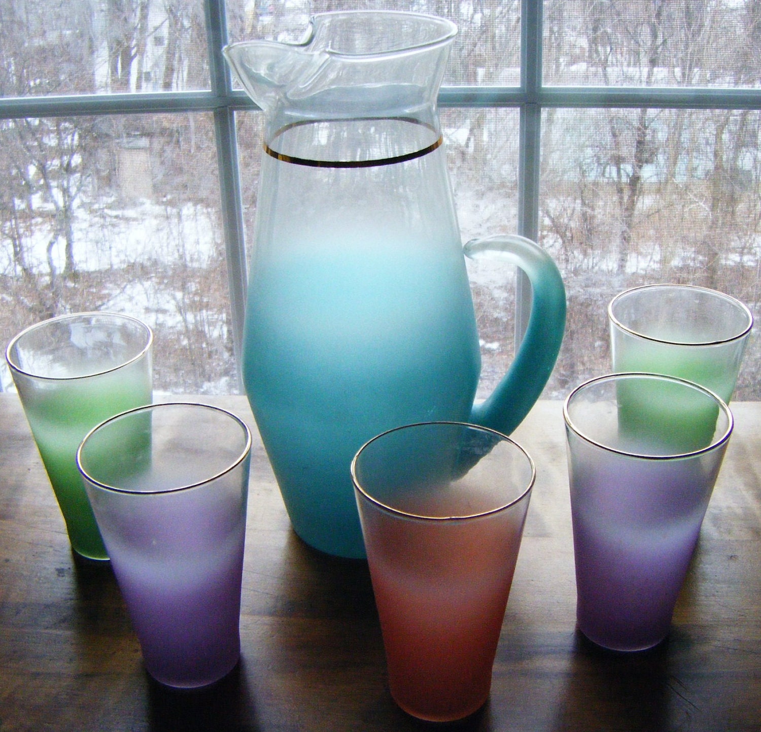 Items similar to Vintage Lemonade/Beverage Set Pitcher and Five Glasses