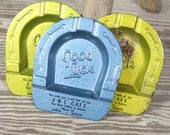 Three Lucky Horse Shoe Ash Trays . Retro Smooking