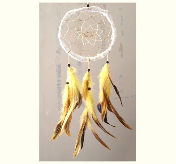 Dream Catcher - Fresh stunning - With Natural Yellow Feathers, White Frame and Transitional Yellow-Brown Nett - Home Decor, Mobile