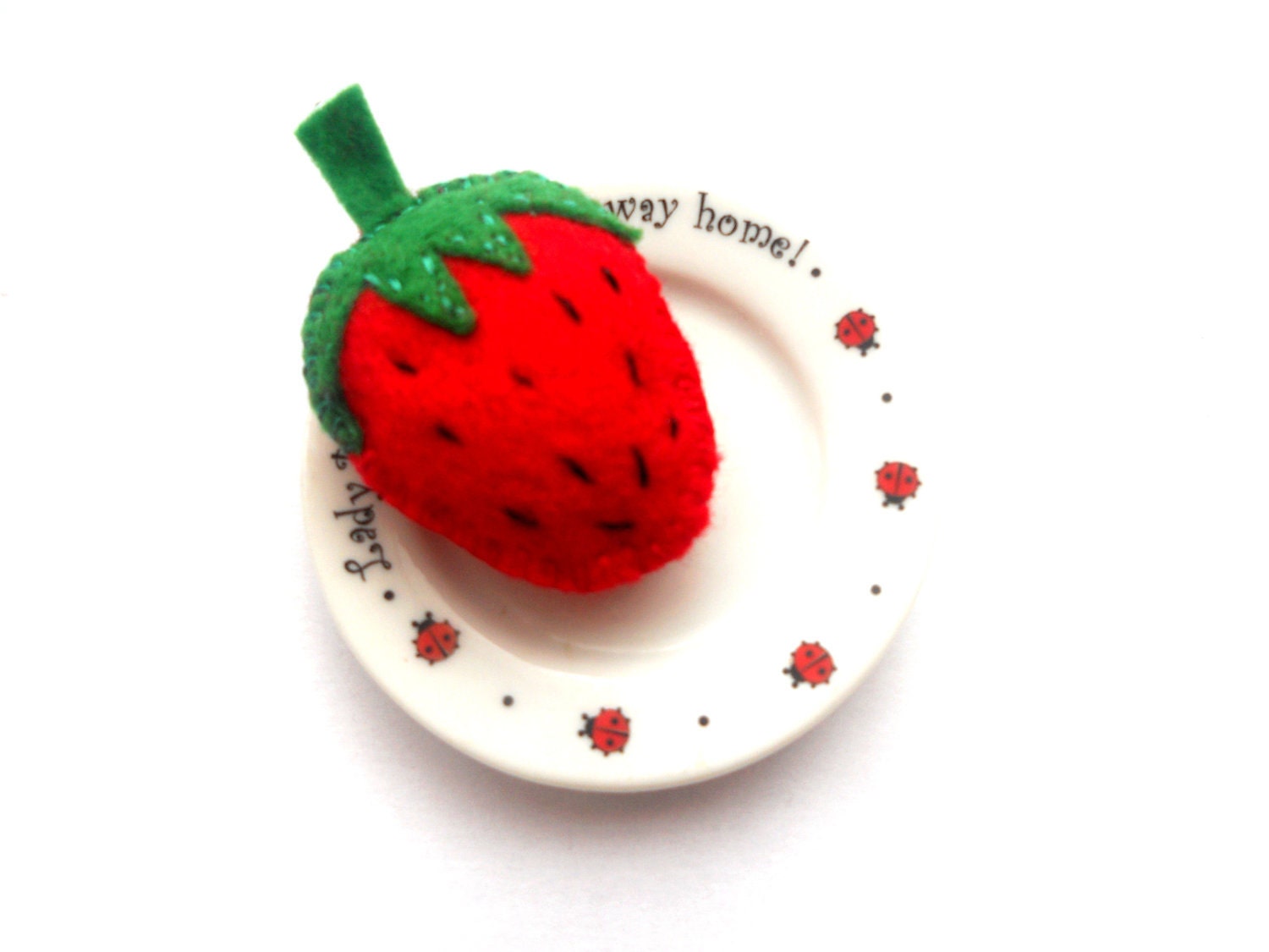 Felt strawberry brooch pin Kids jewelry Valentines day gift Red strawberry brooch