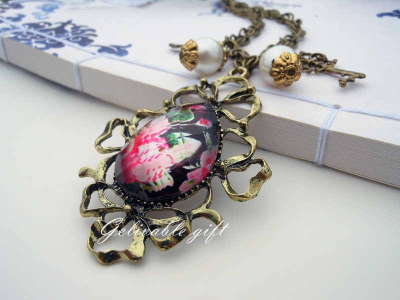 Flower Gem necklace,with pearl and key pendant necklace NFS001