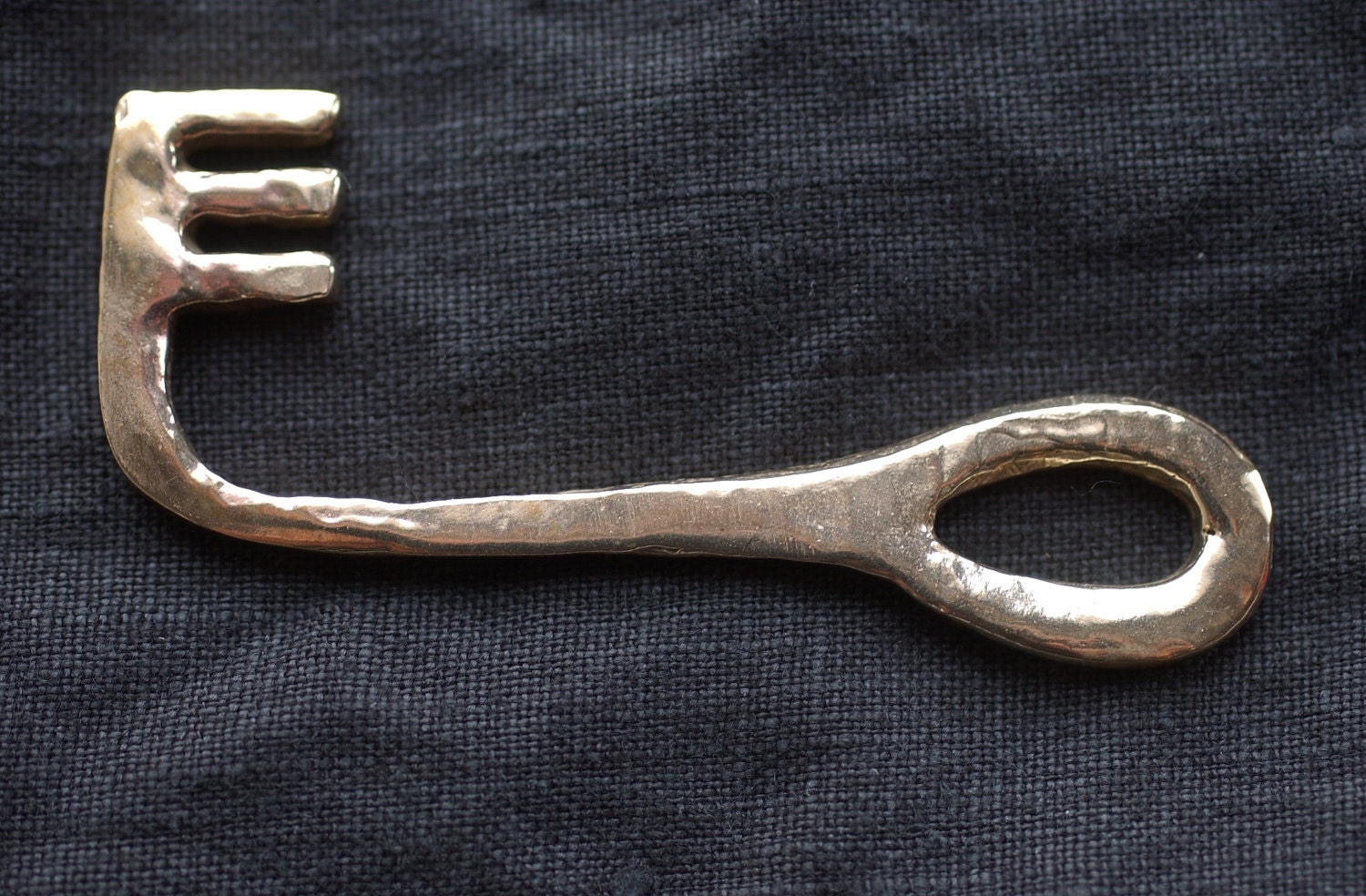 Bronze Viking Angled Key