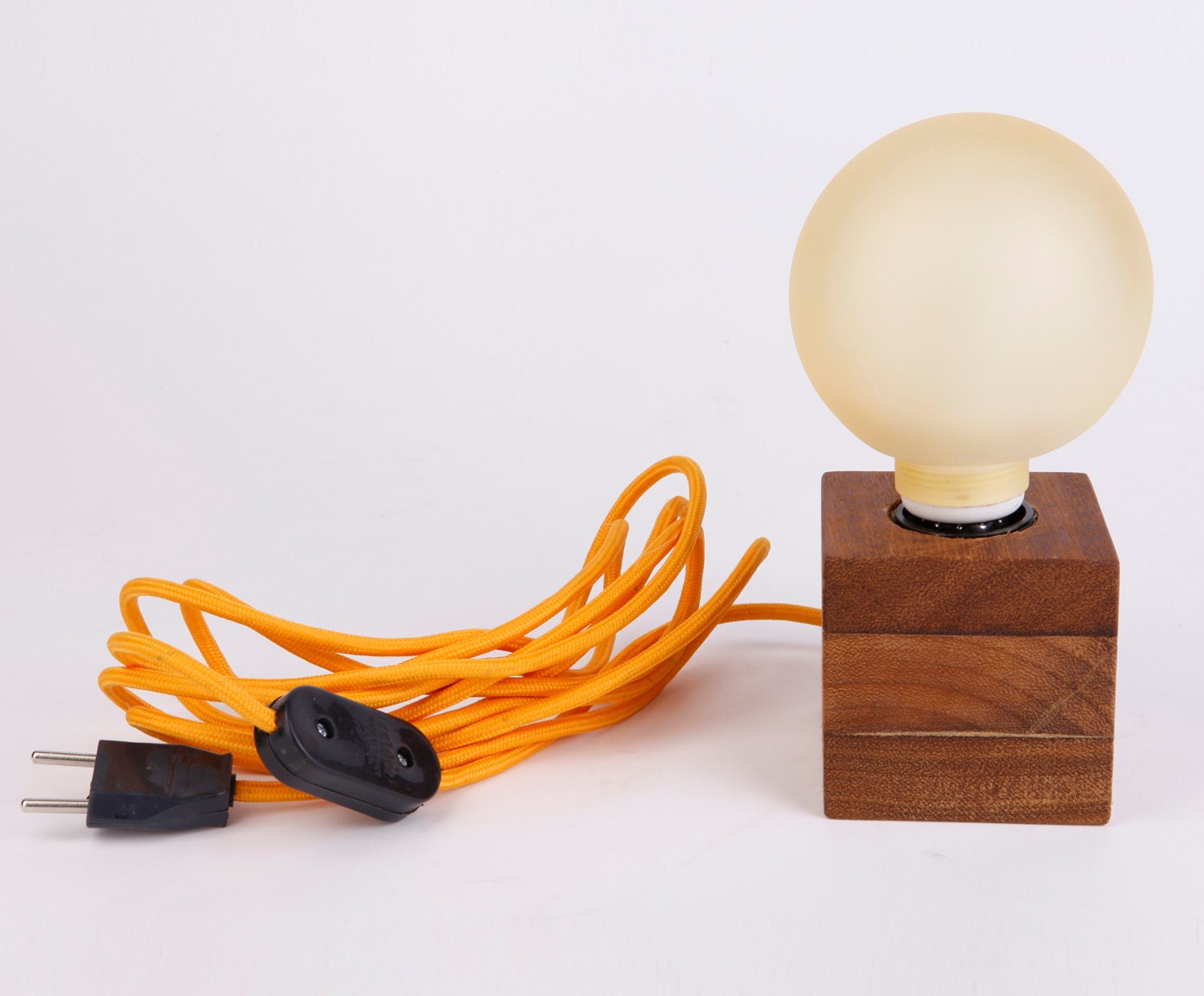 solid wood lamp "enkle"