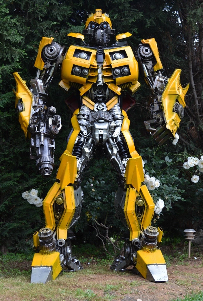 Hand Made BUMBLEBEE TRANSFORMERS 7.5 FEET 2.2m Recycled Scrap Metal