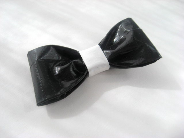 Hair Bow Made From Duct Tape