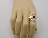 Flower- Sterling Silver Ring Flowers  Ring  with Onix ston  Gemstone Jewelry Handmade