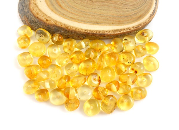 Natural Baltic Amber polished rounded beads - 50 pcs - Citrine - lemon