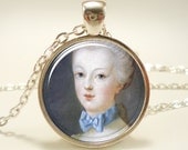 Marie Antoinette Necklace, Art Pendant Charm With Necklace Chain, Silver Plate (0339S1IN)