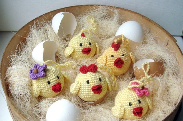 Yellow chicks - Baby Toy Rattle Chick chicken- Babywearing - Crochet toy - Chicks for Easter Home decoration Ornament Easter weddings
