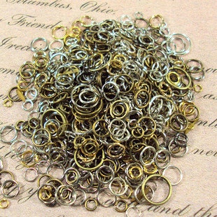 100g mixed color and size single jump rings
