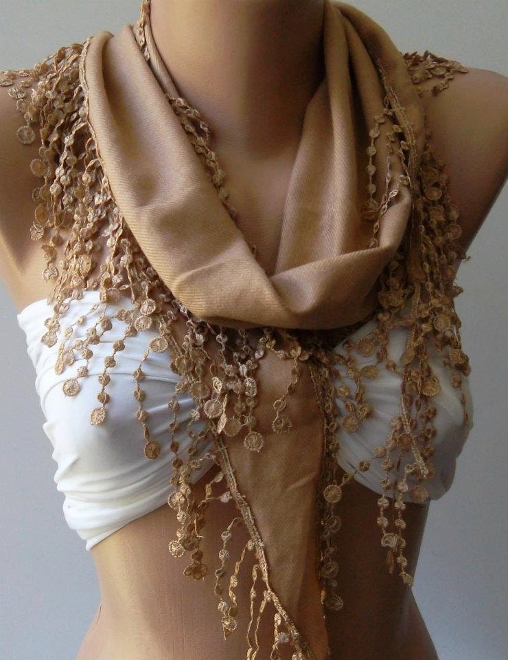 Caramel -- Pashmina and Elegance Shawl / Scarf with Lace Edge..
