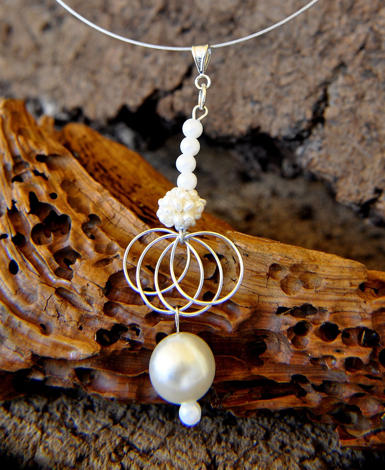 PEARL - White Freshwater Pearls Synthetic Pearls Aluminum Wire Wrapped Chic  Elegance Necklace