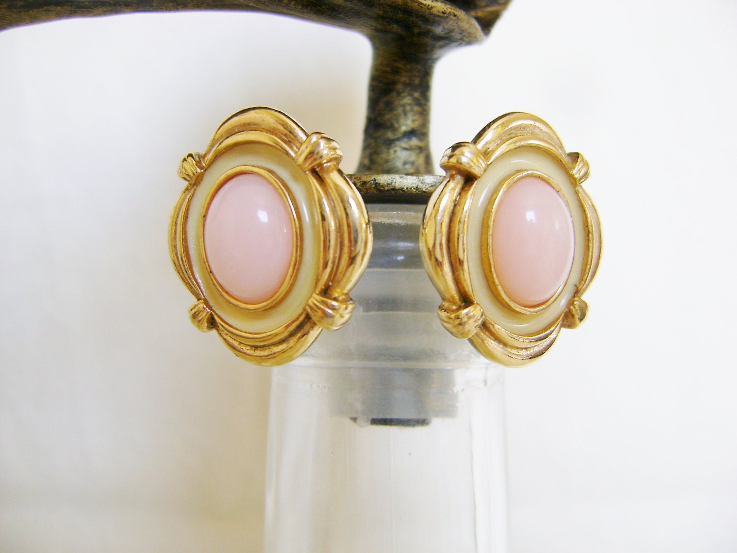 Vintage Acrylic Pink Earrings - 1980s Gold Tone Pierced