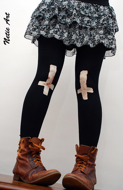 Black eco friendly full length leggings with crosses motif