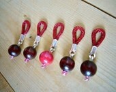 SMALL flexible knitting stitch markers - Set of 5 (Burgundy/Raspberry)