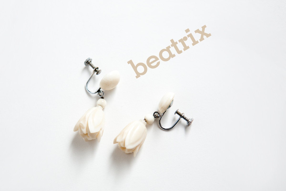 ivory cream floral flower dangle screw back earrings