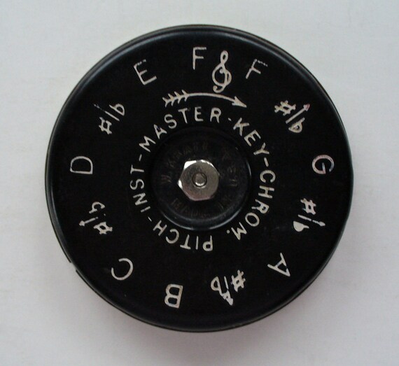 Items similar to Key Chrom. Pitch Inst. Master Pipe Pitch Pipe on Etsy