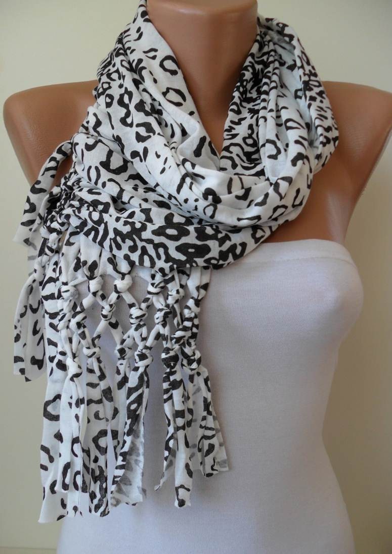 Valentine's Day - ON SALE - White and Black Leopard Scarf