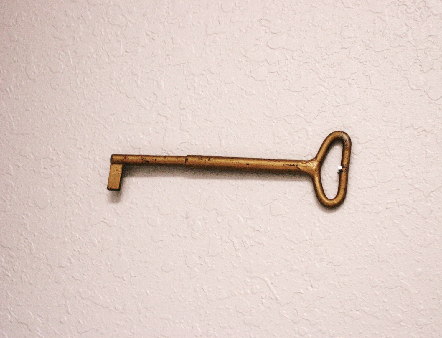 Large Vintage Gold Key to Nowhere - TopShelfVintage1