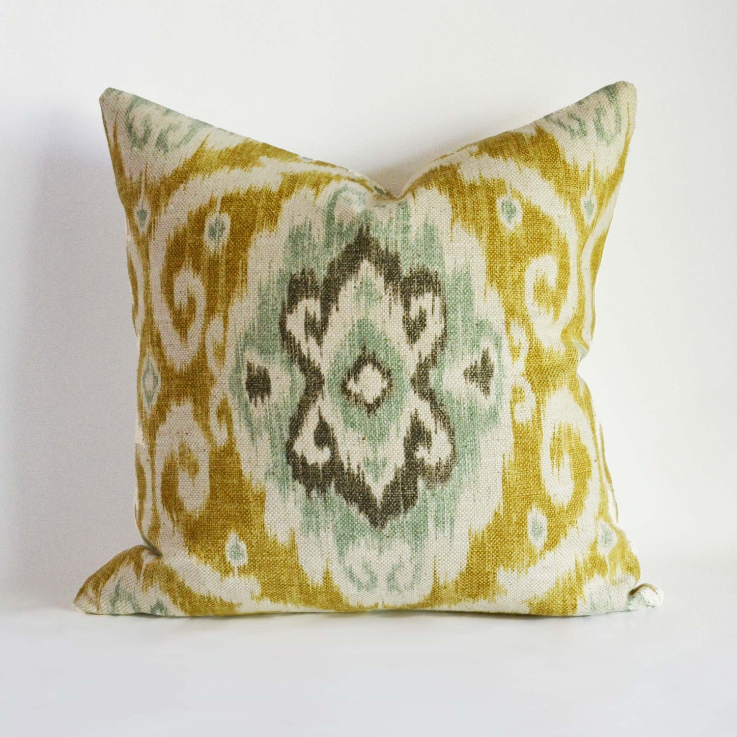 Decorative Pillow 18 x 18'' Accent Pillow ecru and green ikat pattern Throw Pillow Cushion cover