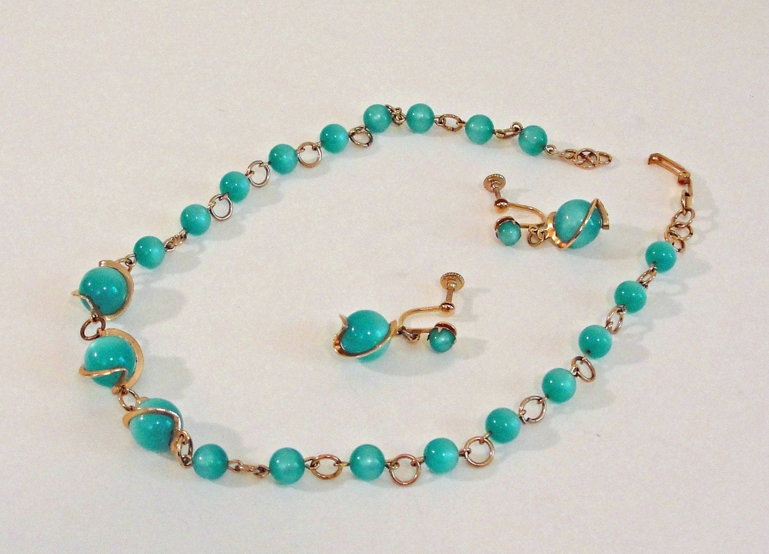 Vintage 50s Turquoise Necklace and Earrings Set - Gold Metal and Blue Beads Demi Parure - Spring, Summer, Mad Men Fashion