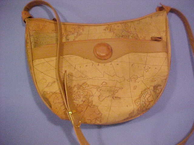 Vintage, large World Map Purse, 4 zipper compartments, long shoulder strap, golden, beige, tan, travel, vacations, fashion