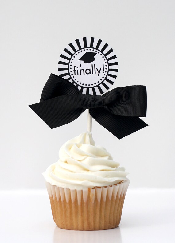 Graduation Cupcake Toppers - CLASS OF 2013 Printable Il_570xn