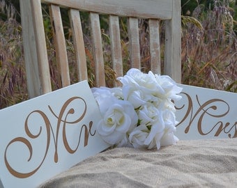 Mr and Mrs Hand painted Engraved wedding signs