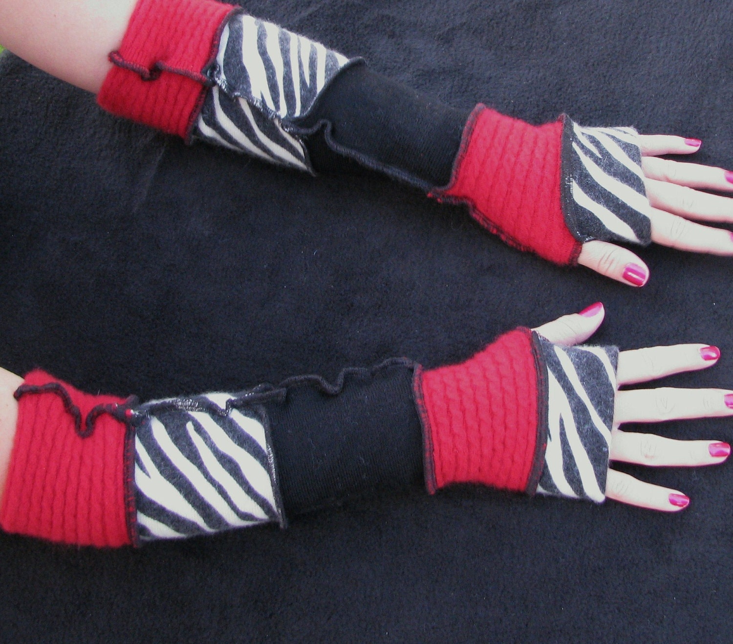 Arm Warmers Red Zebra