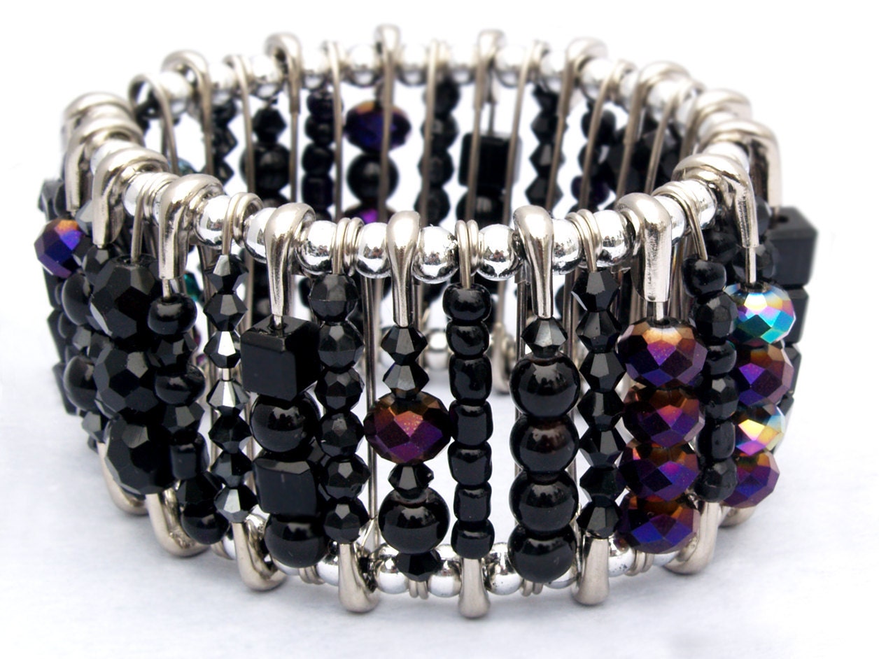 Safety Pin Bracelet - Gothic Black