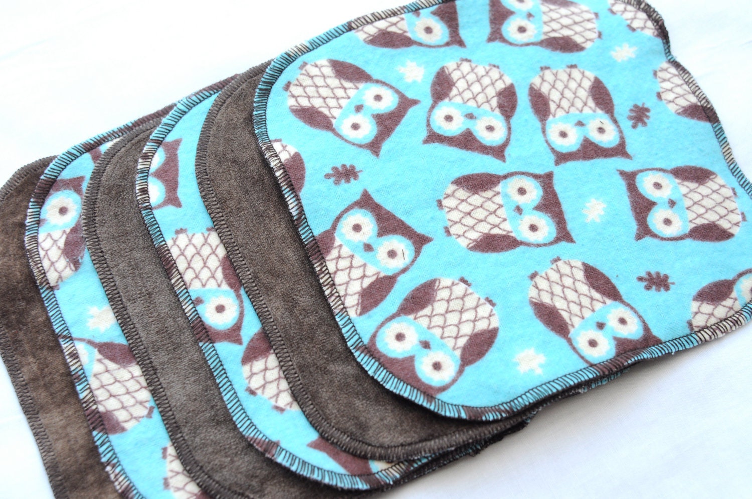 Set of 5 8" Cloth Wipes<br>Organic Bamboo Velour and flannel<br><b>Blue and Brown Owls</b>