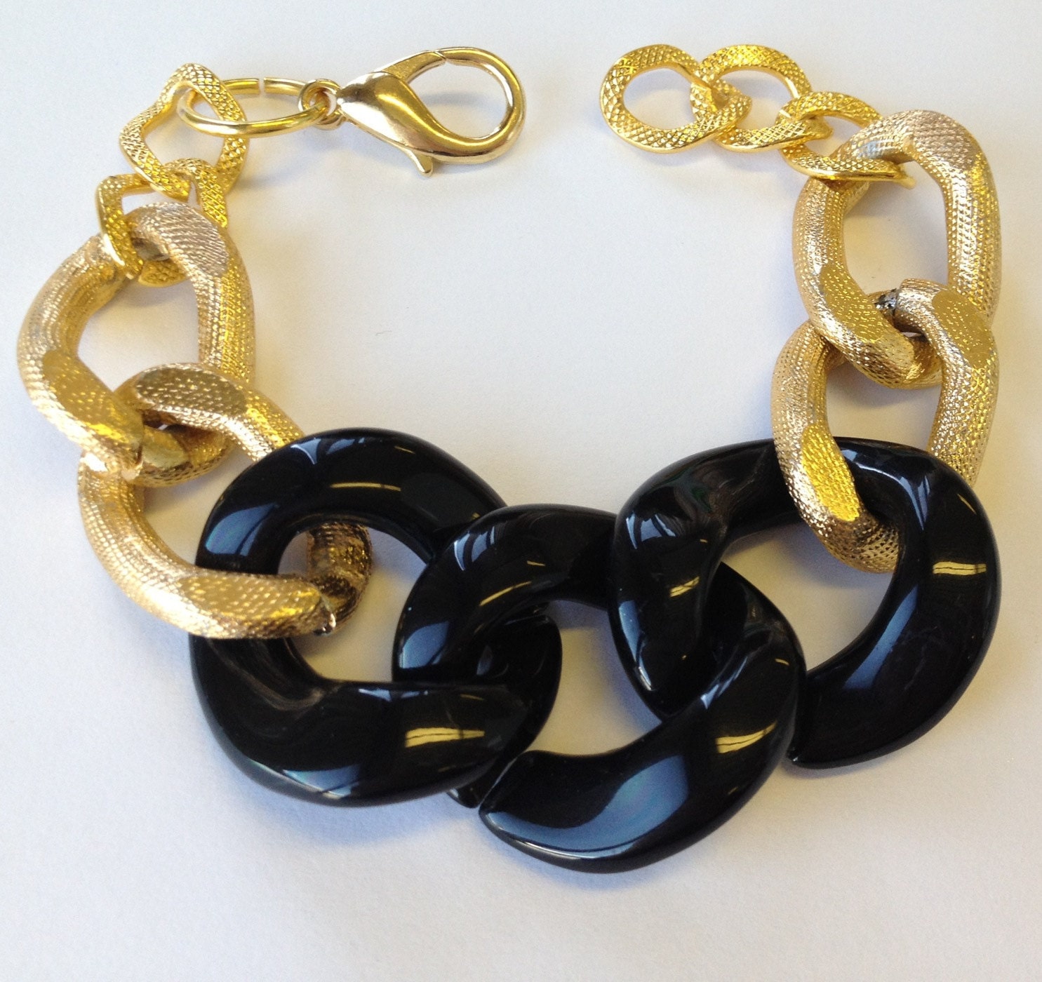 Chunky Bracelet gold link bracelet gold statement jewelry chain resin VOGUE II