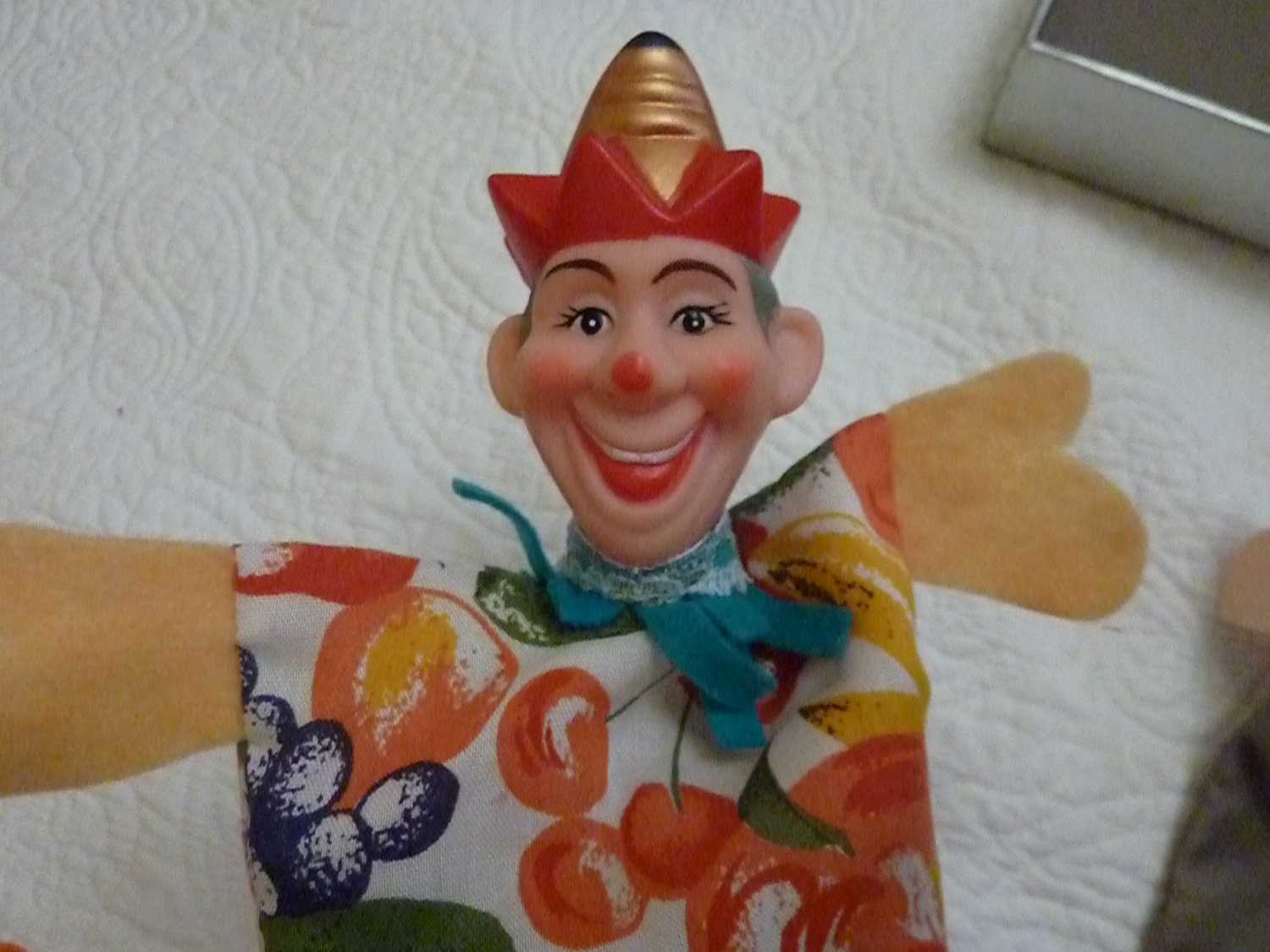 Very cool set of four 1950s vintage hand puppets in mint condition. Fabulous xmas gift idea
