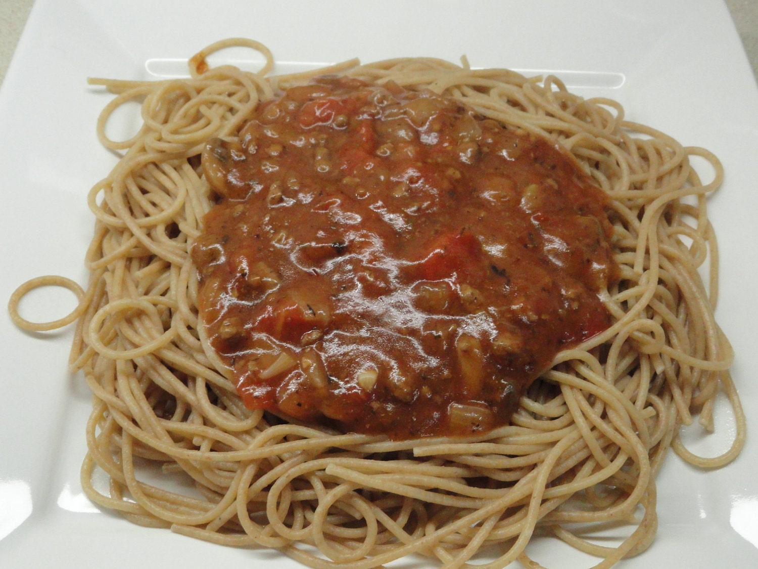 Spaghetti Bolognese - pasta sauce recipe - meat sauce recipe - Italian food - pdf recipe - home cooked food - pasta recipe - digital recipes