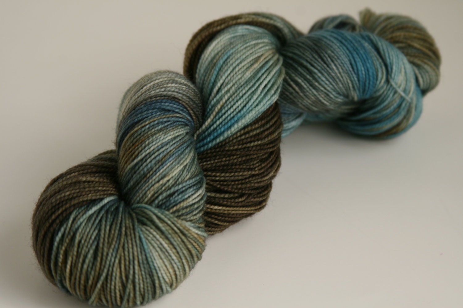 Handpainted 100% Superwash Sock Yarn "Elk Run Creek" -- Granite Sock