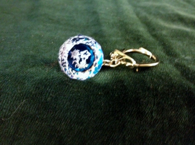 Austrian Crystal Key Ring W/engraved native wild flowers