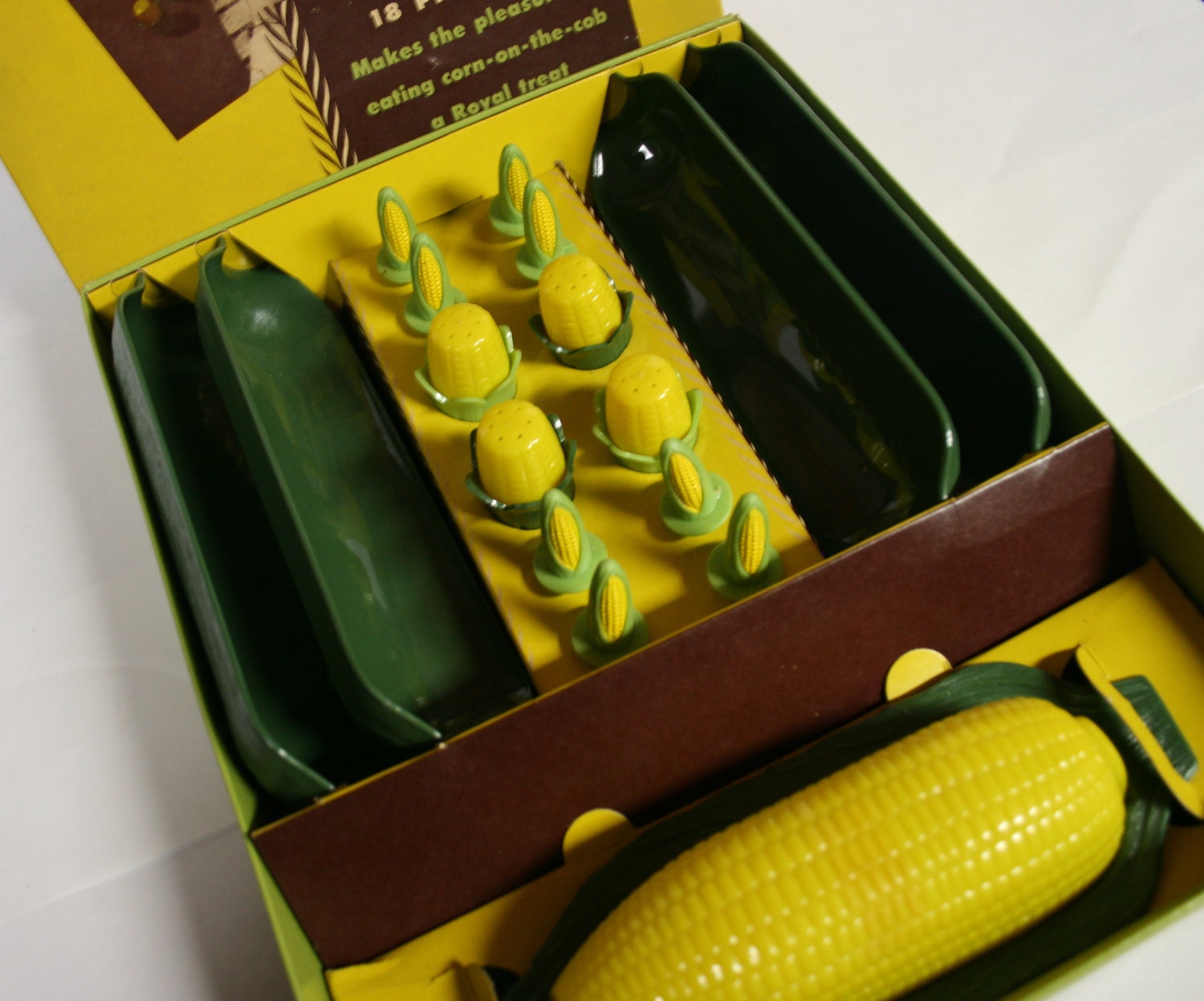 Serv-Rite 18 Piece Deluxe Corn Service Set