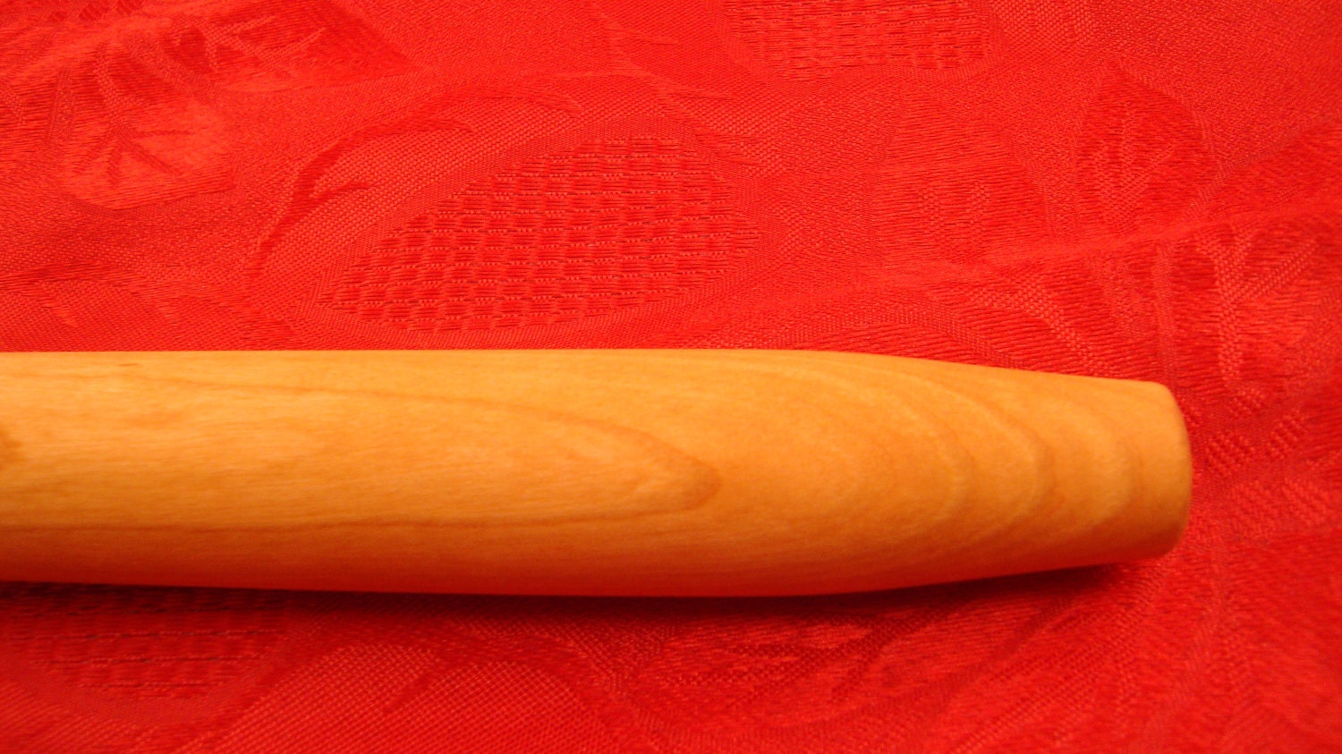 Small cherry rolling pin (1" x 10")