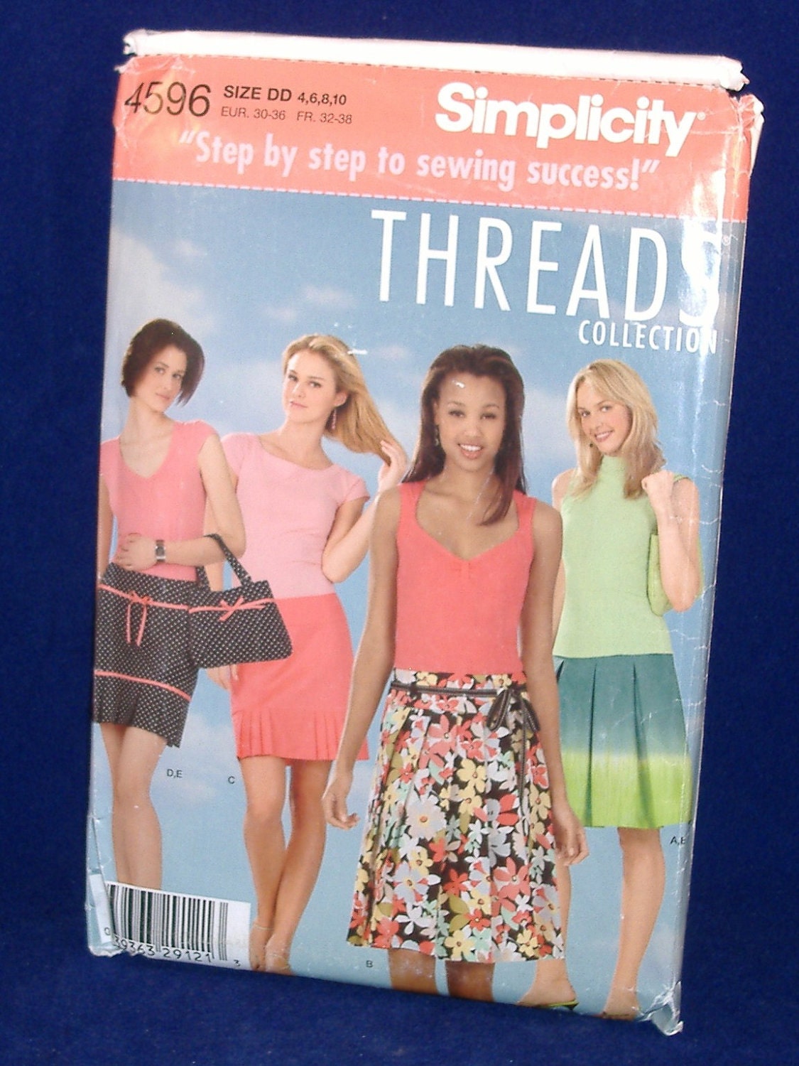 Simplicity Threads Collection Pleated Skirt in 4 Styles and Bag - No. 4596 - 2005 Pattern - Uncut
