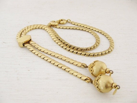 1960s gold lariat rope chain necklace. LASSO.